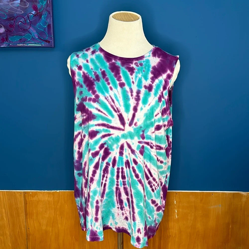 Tye dye tank top - Picture 1 of 8